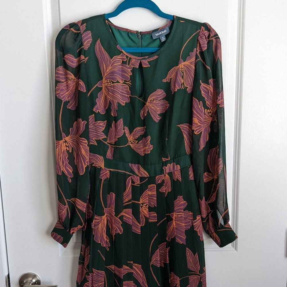 Modcloth Dress Floral Keyhole Long Sleeve A line Pleated Green Pink